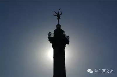 巴士底广场夜景