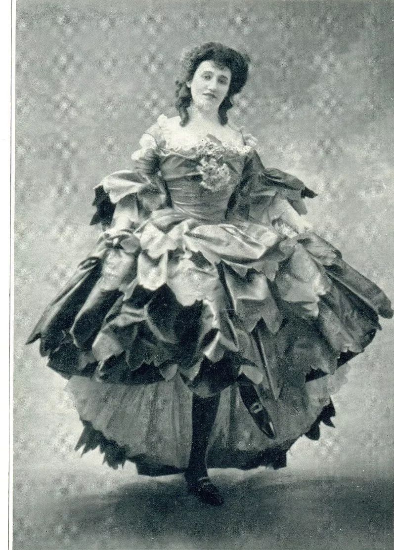 马比耶舞场的康康舞表演