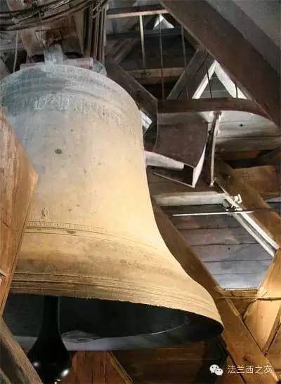 教堂丧钟——为逝者而鸣