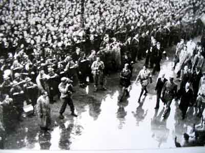 在历史的表皮之下——戴高乐与贝当