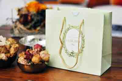 拉杜丽马卡龙与甜点