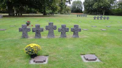 诺曼底德军墓地