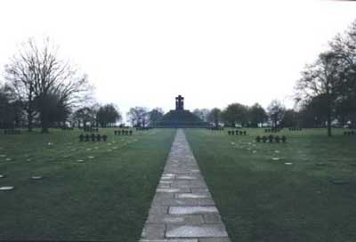 诺曼底德军墓地