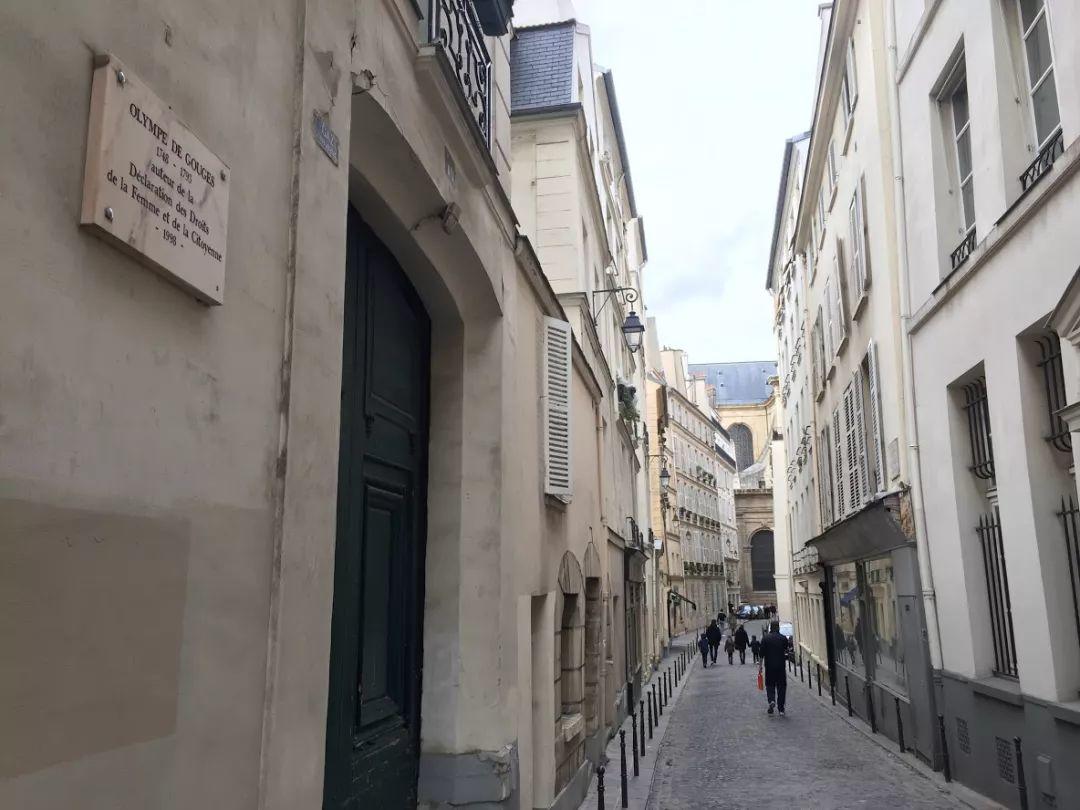 女人也有上断头台的权利！