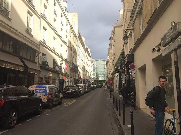 女人也有上断头台的权利！