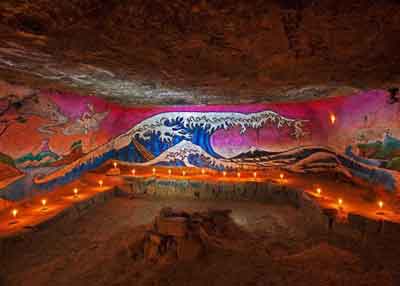 揭秘巴黎地下墓穴：白骨堆砌的尊严