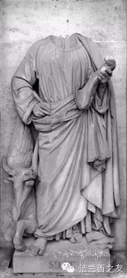 马德莱纳教堂——被炸飞头颅的圣吕克雕像，至今未修复