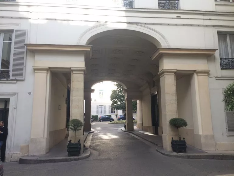 肖邦与乔治桑的庭院入口