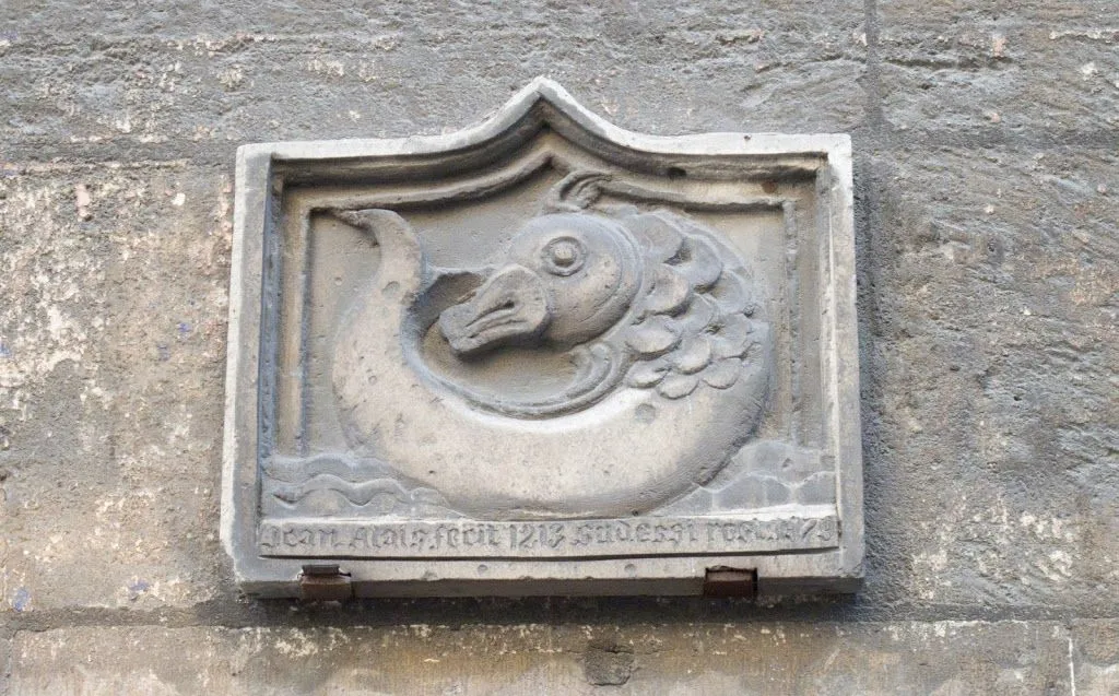 中世纪行会鱼形浮雕·资本萌芽