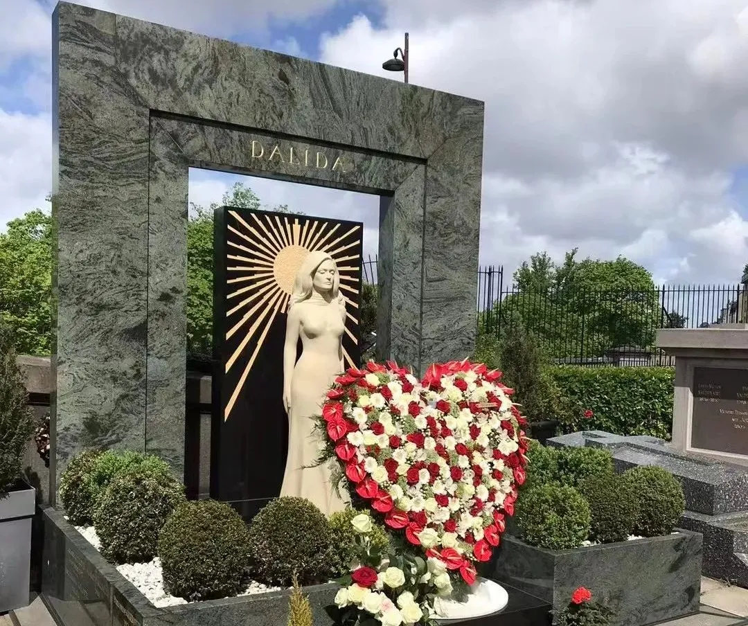 Dalida墓·意大利裔埃及姑娘成为法国传奇