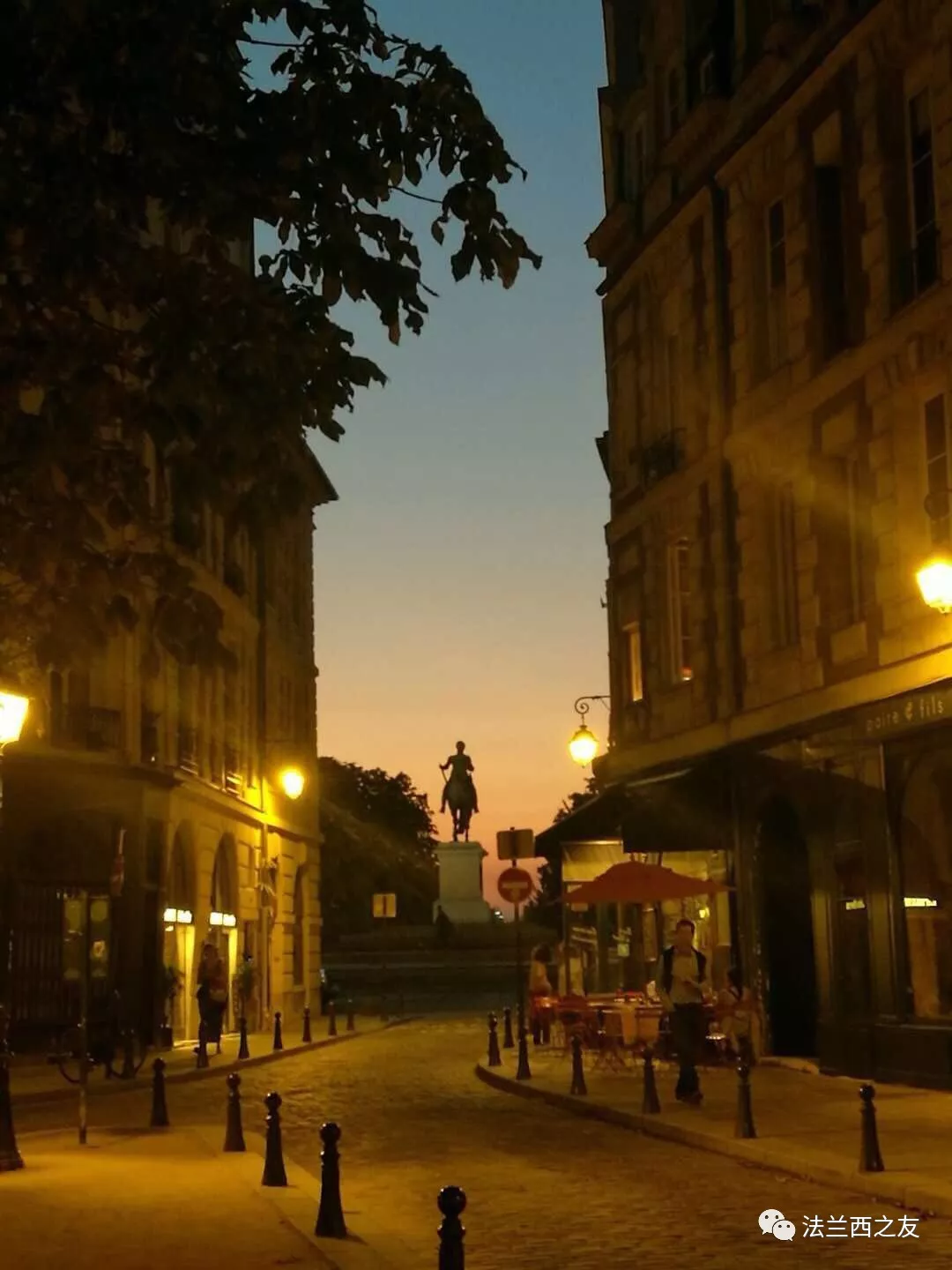 夜晚街道·亨利四世剪影