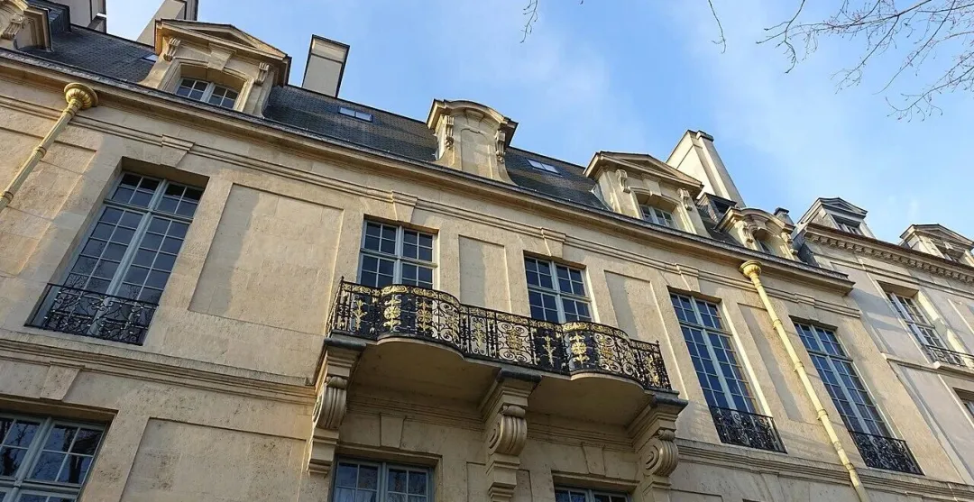 夏特莱侯爵夫人公馆·包养伏尔泰的女人